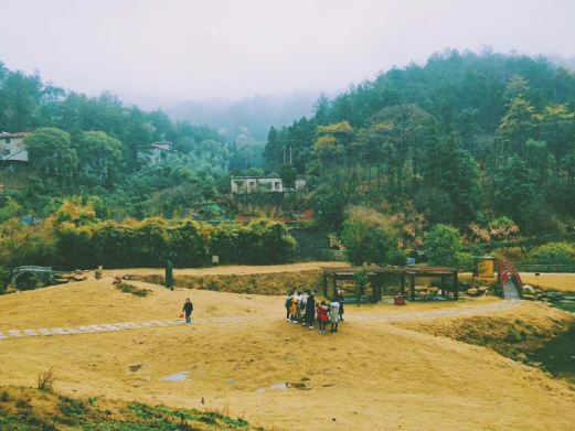 长沙旅游，洪崖丹井景区地点位置