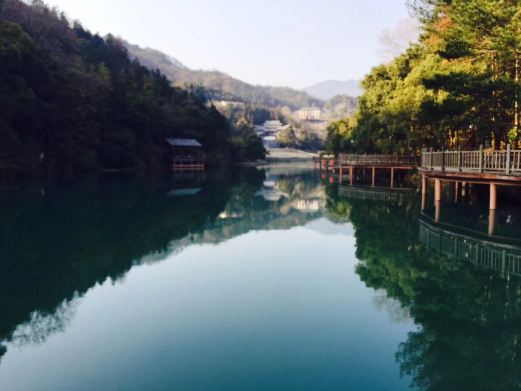 长沙旅游，洪崖丹井景区地点位置