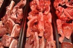 上海梅陇镇猪肉变质事件 会不会追究源头猪肉厂家？