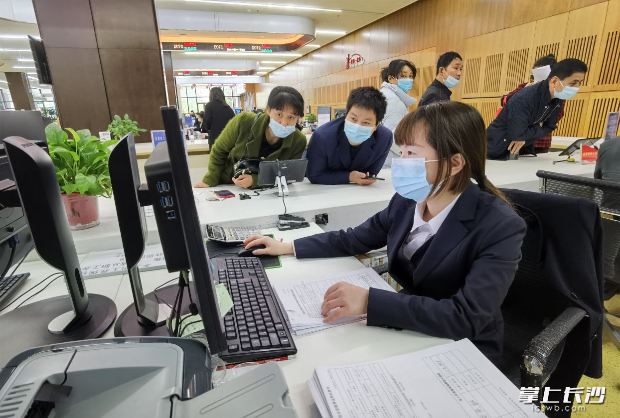 “走”出来的便利！宁乡市人社局通过走流程提升服务为民解忧