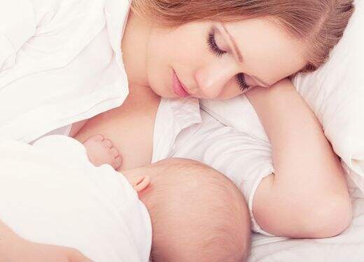 妈妈感冒、腹泻，还能继续母乳喂养宝宝吗？