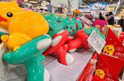 销售“三无”产品，长沙一玩具店老板被罚18万元