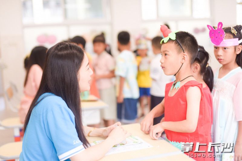 不用纸笔全靠“闯关”，麓山国际洋湖实验学校开展期末多元测评