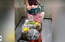 妈妈带500斤食物到上海看儿子 担心儿子在沪生活艰难