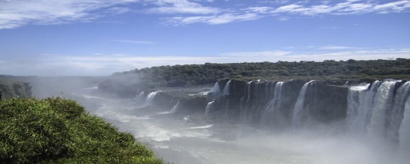 世界上最宽的瀑布是哪一条 世界上最宽的瀑布在哪里
