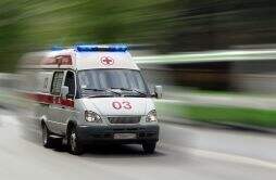 成都交警回应救护车与出租车相撞 有医护人员受伤