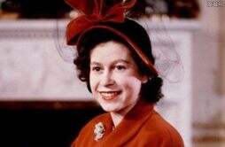 英国女王多少岁她若没了会怎样 伊丽莎白二世年轻照片太美了