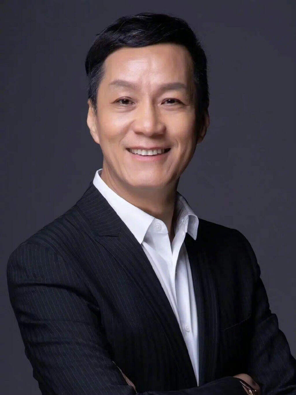 冯远征担任北京人艺新任院长 第一位演员出身的院长