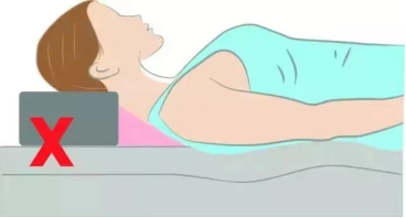 枕头的作用就是“护颈”，要选择符合人体颈椎生理曲度、软硬适宜、舒适的枕头。均为长沙晚报通讯员 王圣淳 供图
