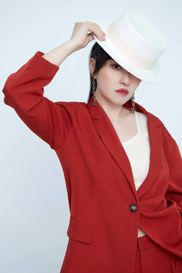乌拉多恩《阿维娅》新歌首发好评如潮，说唱歌手刘轩扬实力合唱