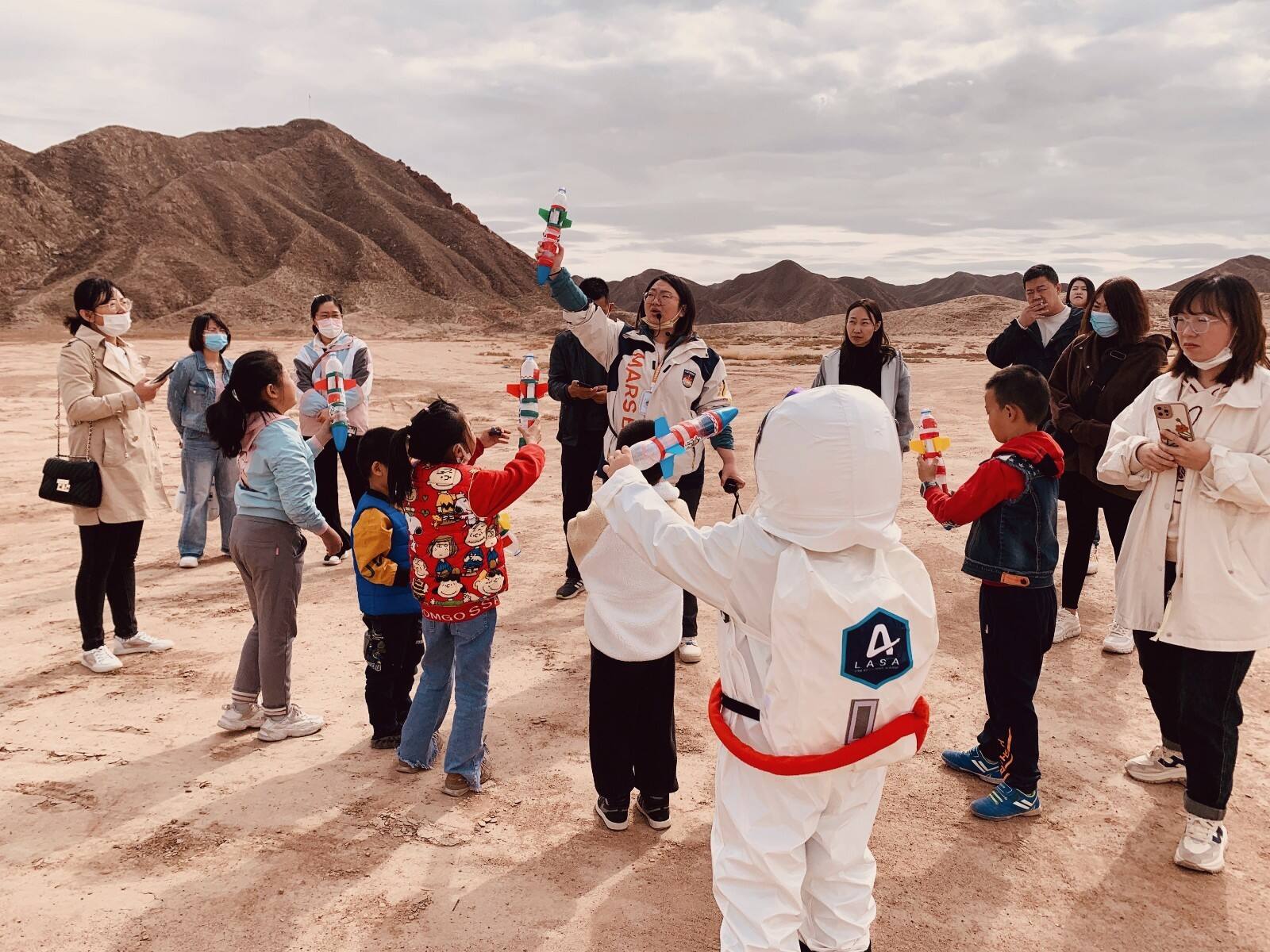 火星1号基地国庆试营业广受好评，实现将航天文化融入文旅生活！