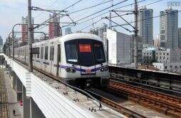 上海地铁11号线列车冒火 有伤亡吗事故原因是什么