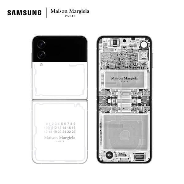 三星官方提前放出Galaxy Z Flip 4 Maison Margiela限量版手机的开箱视频