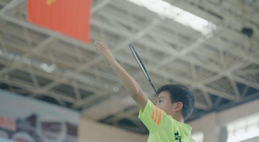 走入北川小学打造羽毛球冠军课 优酷携手长虹传递体育追梦力量