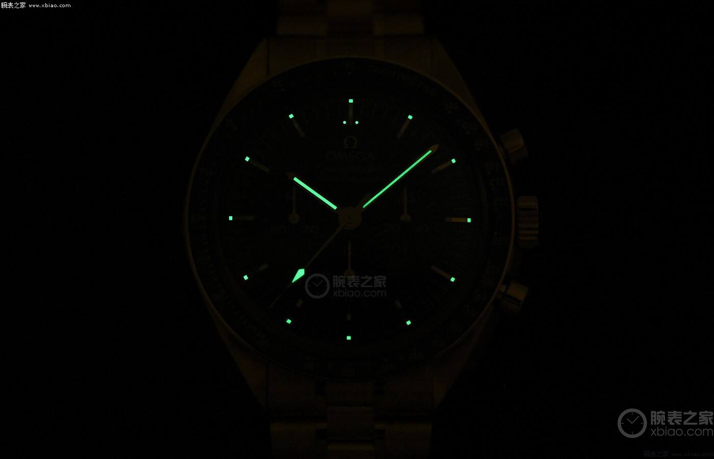 如果你也在寻找一枚绿盘腕表，它是个不错的选择