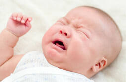 90%新生儿都会发生的黄疸，家长牢记4点治疗误区！