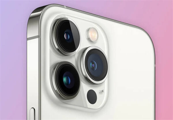 消息称苹果 iPhone 15 系列：引入潜望式 / 折叠式变焦镜头