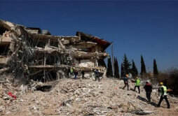 土叙地震造成死亡人数超4.1万人 开始转向给灾民安置