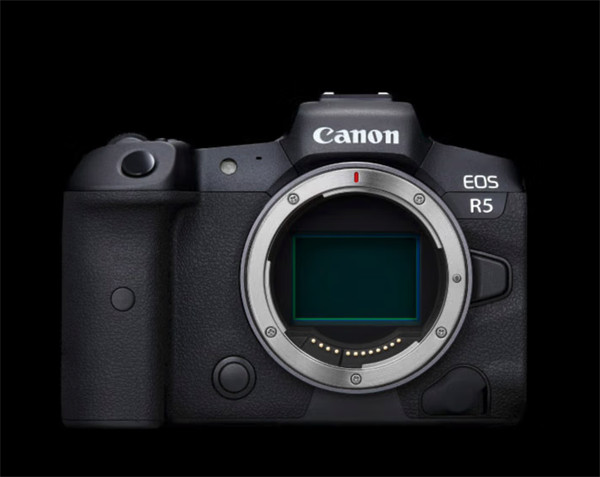 消息称：佳能 EOS R5 Mark II 或将与传闻中 EOS R1 一同于 2024 年上半年发布