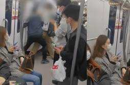 上海地铁2男子争抢车厢门前站位 两人并未发生口角