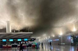 杭州萧山机场夜间冒烟 机场回应航班已结束无人受困