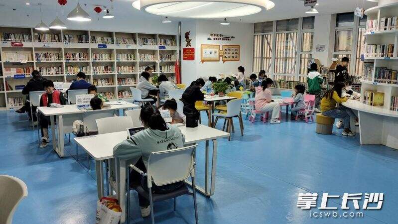 湖南湘江新区润龙分馆 均为长沙图书馆供图