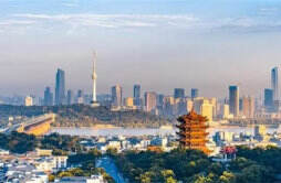 武汉挂牌7宗宅地：面积大约15万平方米起始总价42亿元