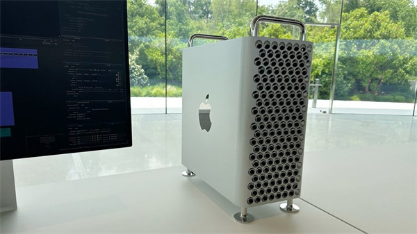 新款 Mac Pro 搭载 M2 Ultra 芯片，不支持 Radeon Pro 等显卡