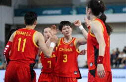 女篮亚洲杯决赛中国队战胜日本队夺冠