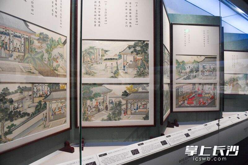 本次展出的画册是旅顺博物馆的馆藏珍品，为国家一级文物。