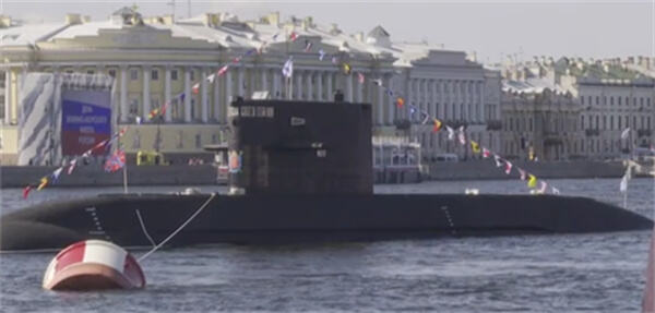 俄罗斯举行2023年海军节阅兵