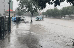 暴雨来袭 志愿者参与抗洪抢险需要注意什么