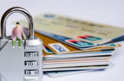 银行卡是否需要设置密码保护 下文为您解答