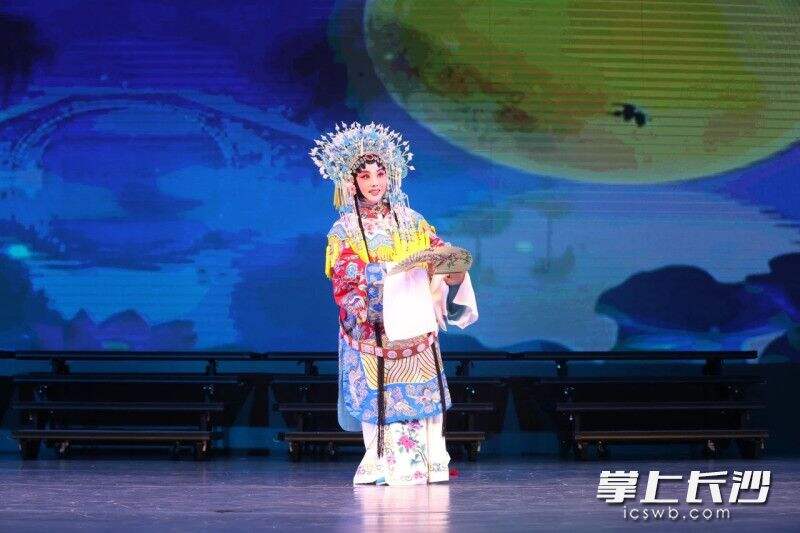 “姹紫嫣红梨园春”传统剧目展演在湖南省文化馆举行。均为徐卓俊 摄