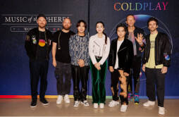 超人气乐团告五人担任Coldplay开场嘉宾　魅力四射好评如潮现场歌迷喊：被圈粉