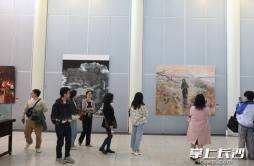 80件群文美术作品在湖南省文化馆展出