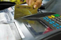 分期购买和使用信用卡支付有什么区别 回答如下文所述