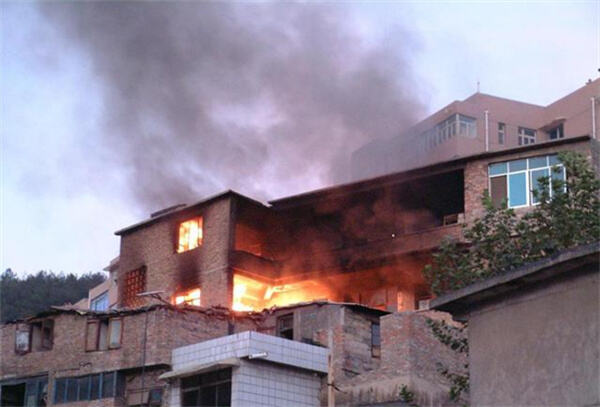 北京一自建房着火致4人死亡