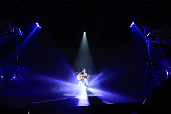 张紫宁偶像巡回演唱会北京开唱 新歌首唱惊喜不断