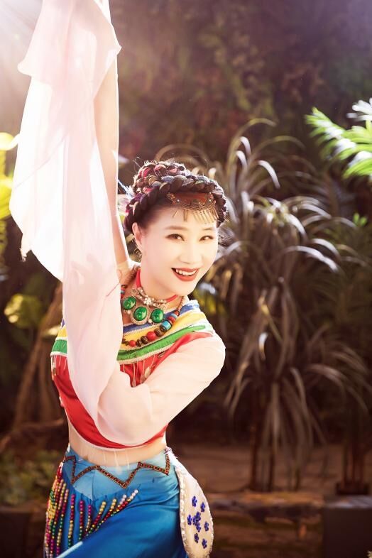 中国歌舞编导夏冰：以文化自信探索舞蹈时代精神