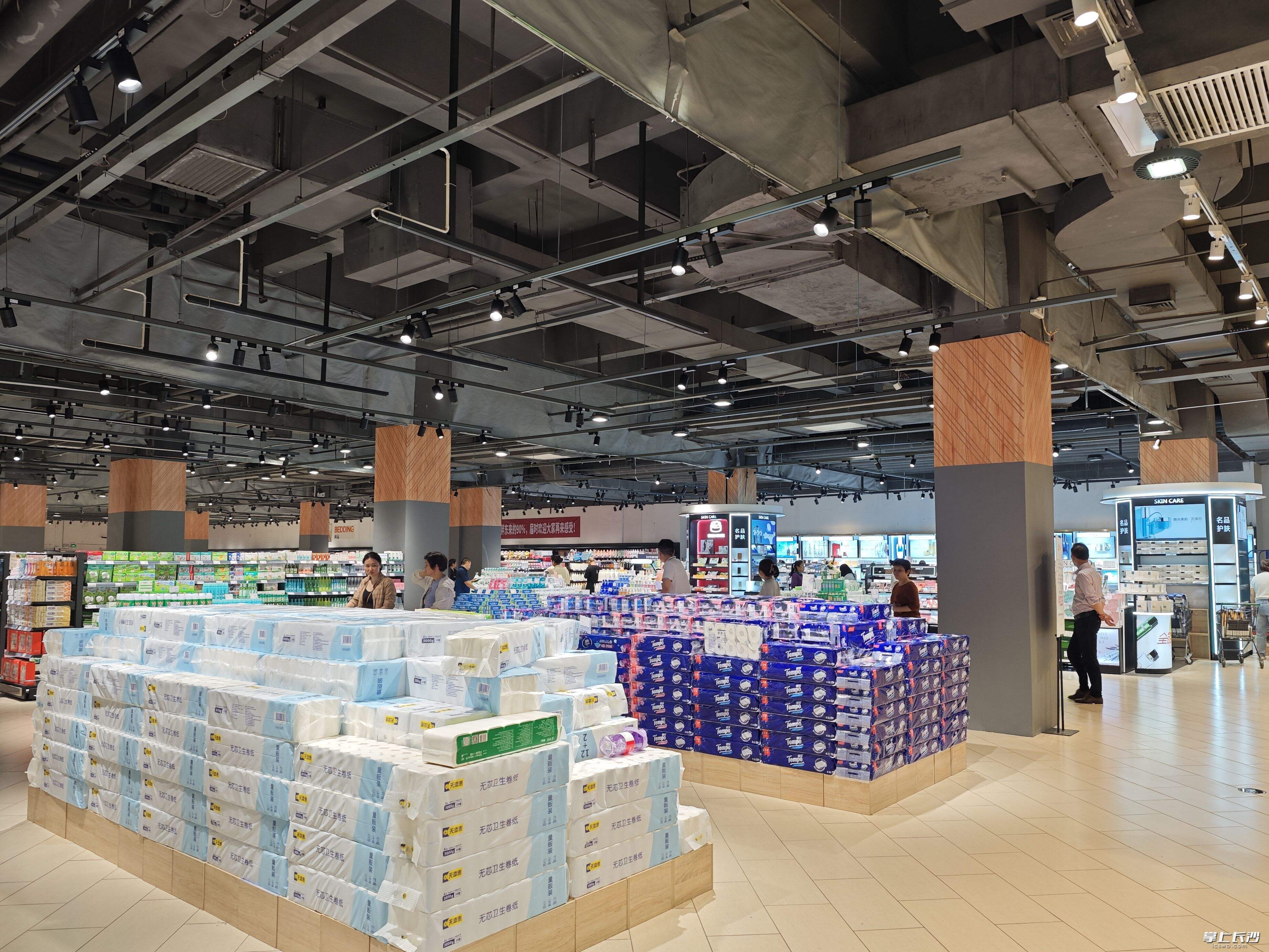 步步高超市梅溪新天地店新扩区域。均为 湘江早报全媒体记者 尹婷 摄