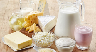 食物如何影响癌症预防、复发？奶及乳制品中这些营养素与降低癌症风险相关