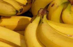 注意！男子连吃3根生香蕉致肠梗阻 食物要熟透