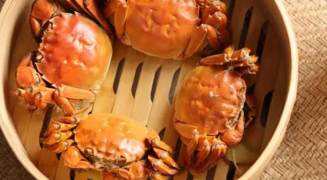 女子买4只螃蟹花289元 市监局回应海鲜要称净重