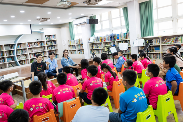 金曲乐团宇宙人《α：回到未来》20周年演唱会要去高雄　宙友6月1日（六）摩拳擦掌