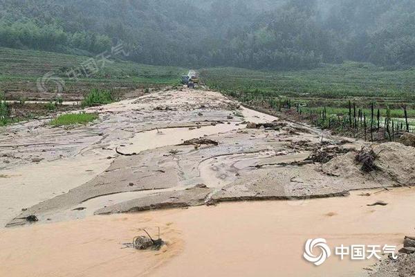 长江中下游进入降雨集中期 北方高温持续炙烤华南闷热升级